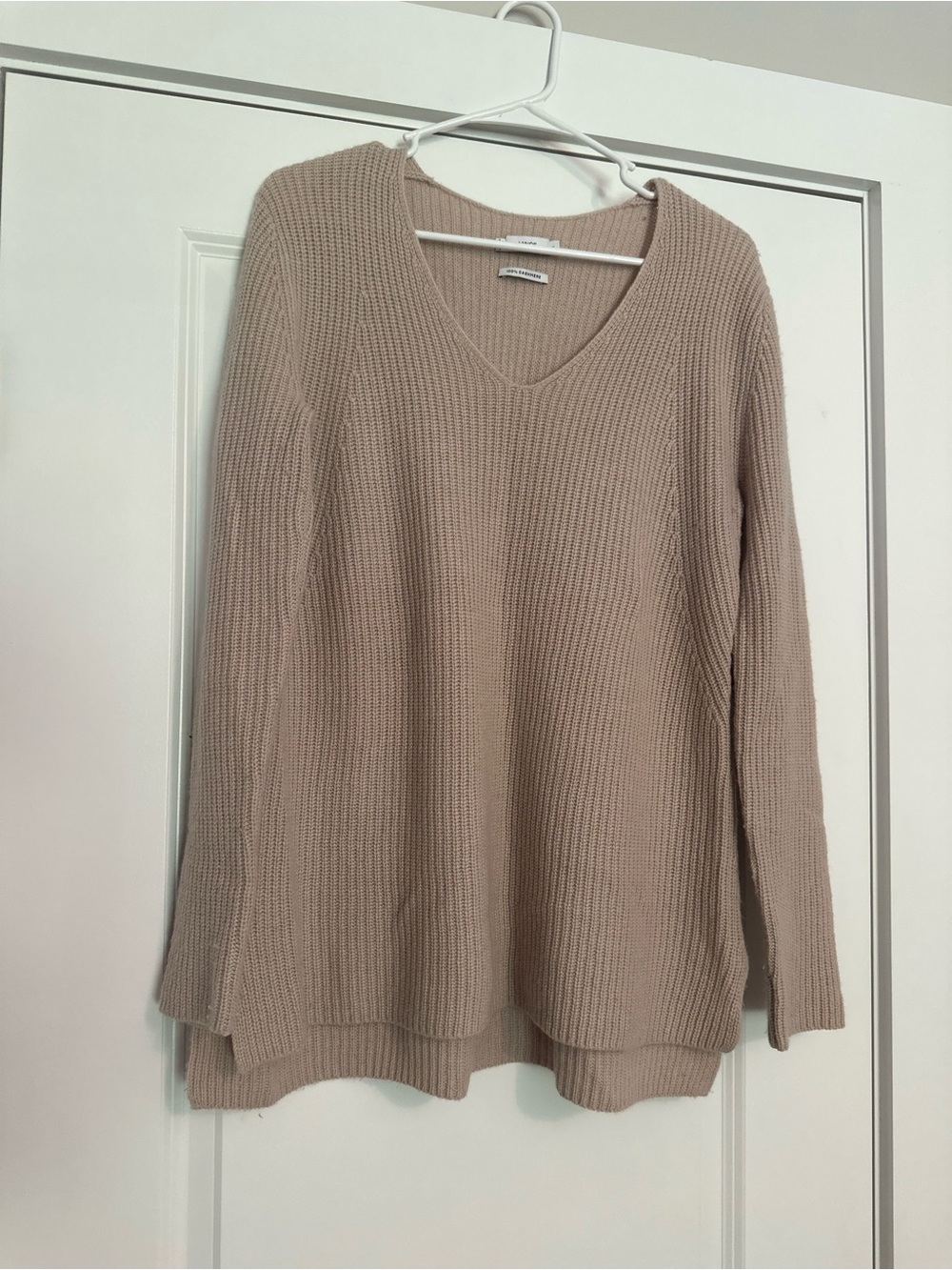 Vince V-Neck Cashmere Sweater